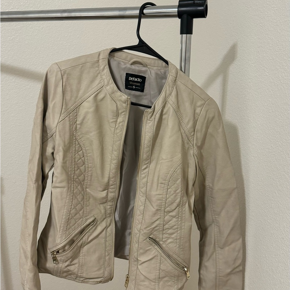 Deluc Women's Beige Leather Jacket